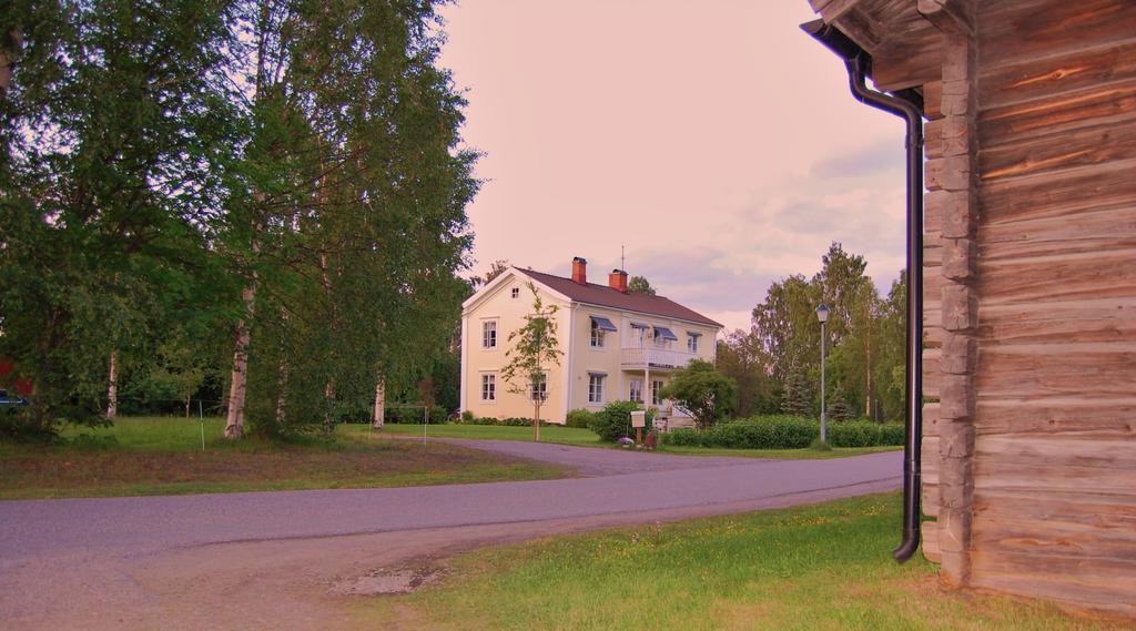 Brunnsgarden Bed & Breakfast Skellefteå Extérieur photo